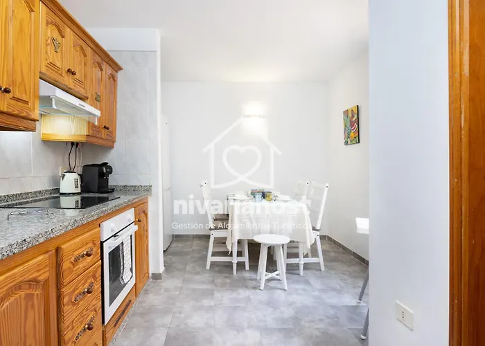 Sunrise Radazul, By Nivariahost *